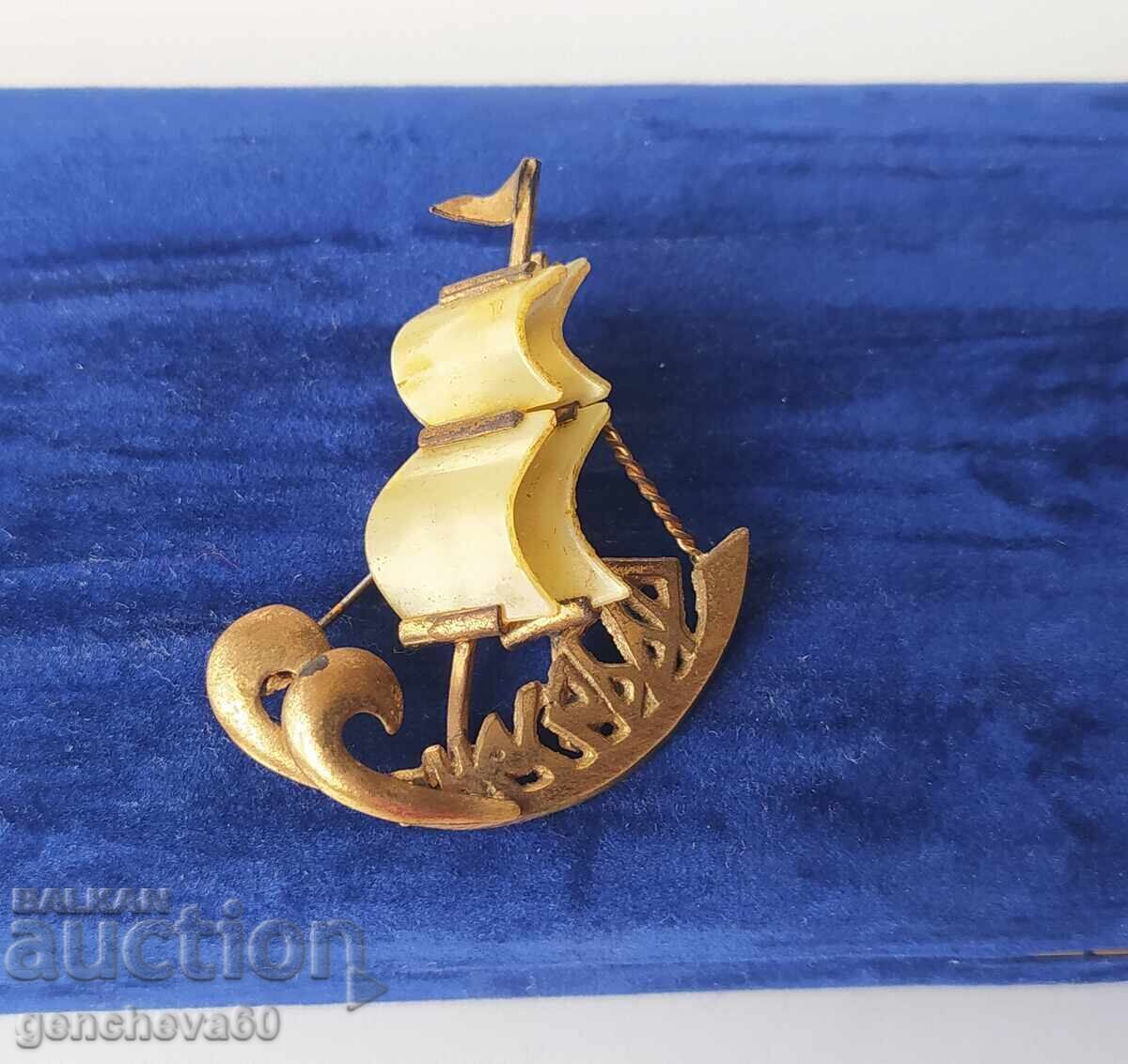 Σπάνια Ρετρό Καρφίτσα Νεσέμπαρ-καράβι με περλέ πανιά - 5