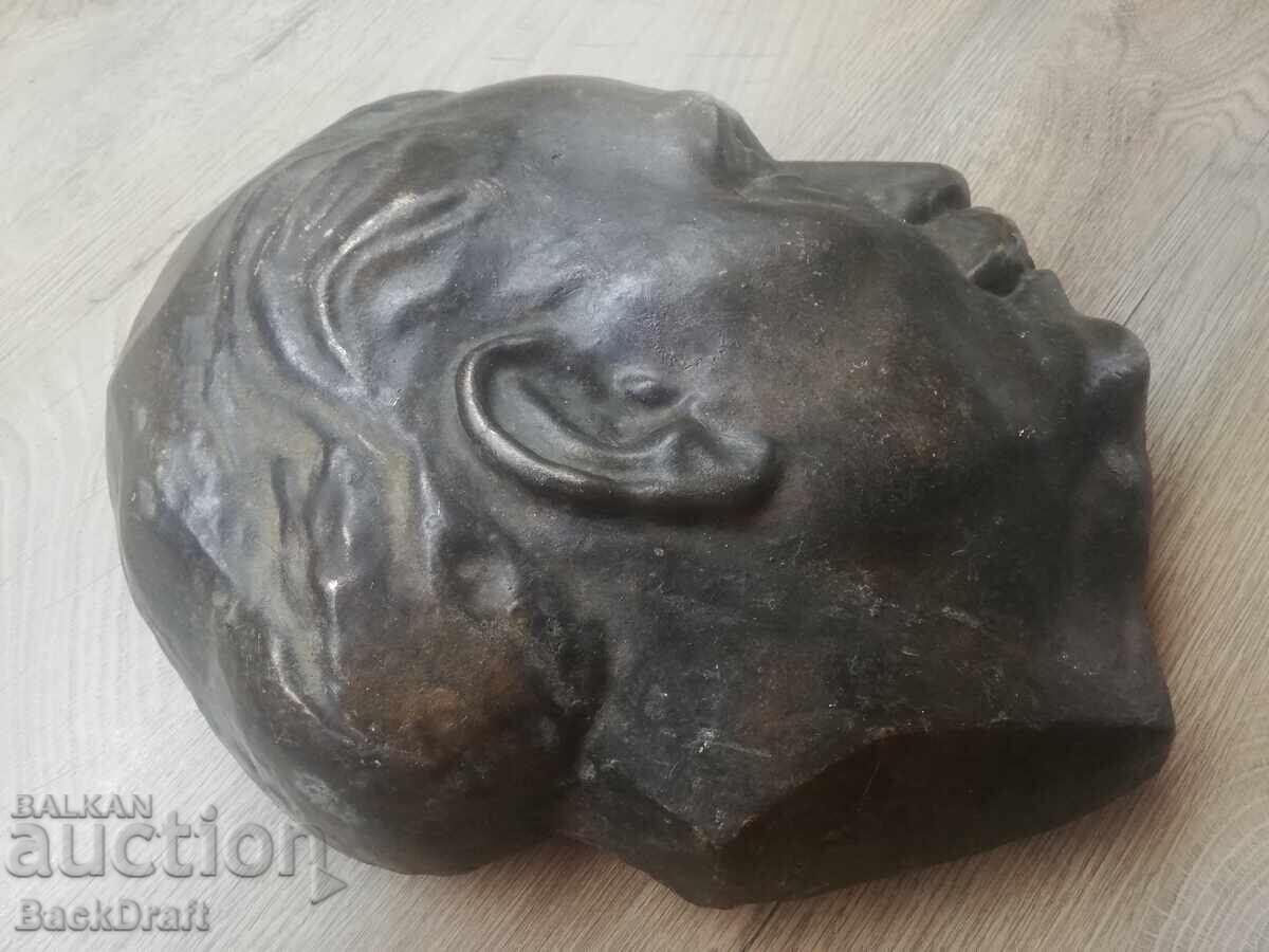 Vechi Basorelief Masiv din Bronz Soc, Sculptură Gheorghi Dimitrov cu preț 299.00 BGN | € 152.88