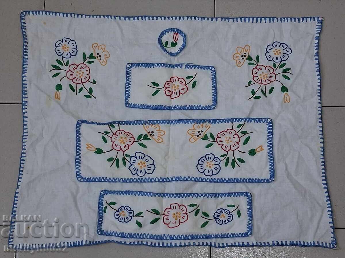 Παλιό κεντημένο τσεπάκι τοίχου καμβάς