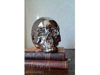 Касичка череп за харчители