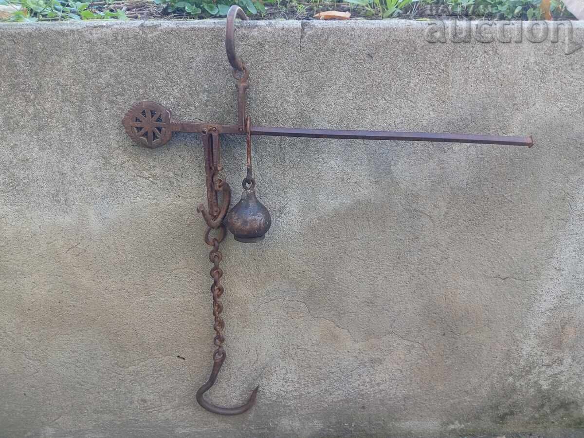 Delivery of Ottoman steelyard with a mace in Oki, balance, weight