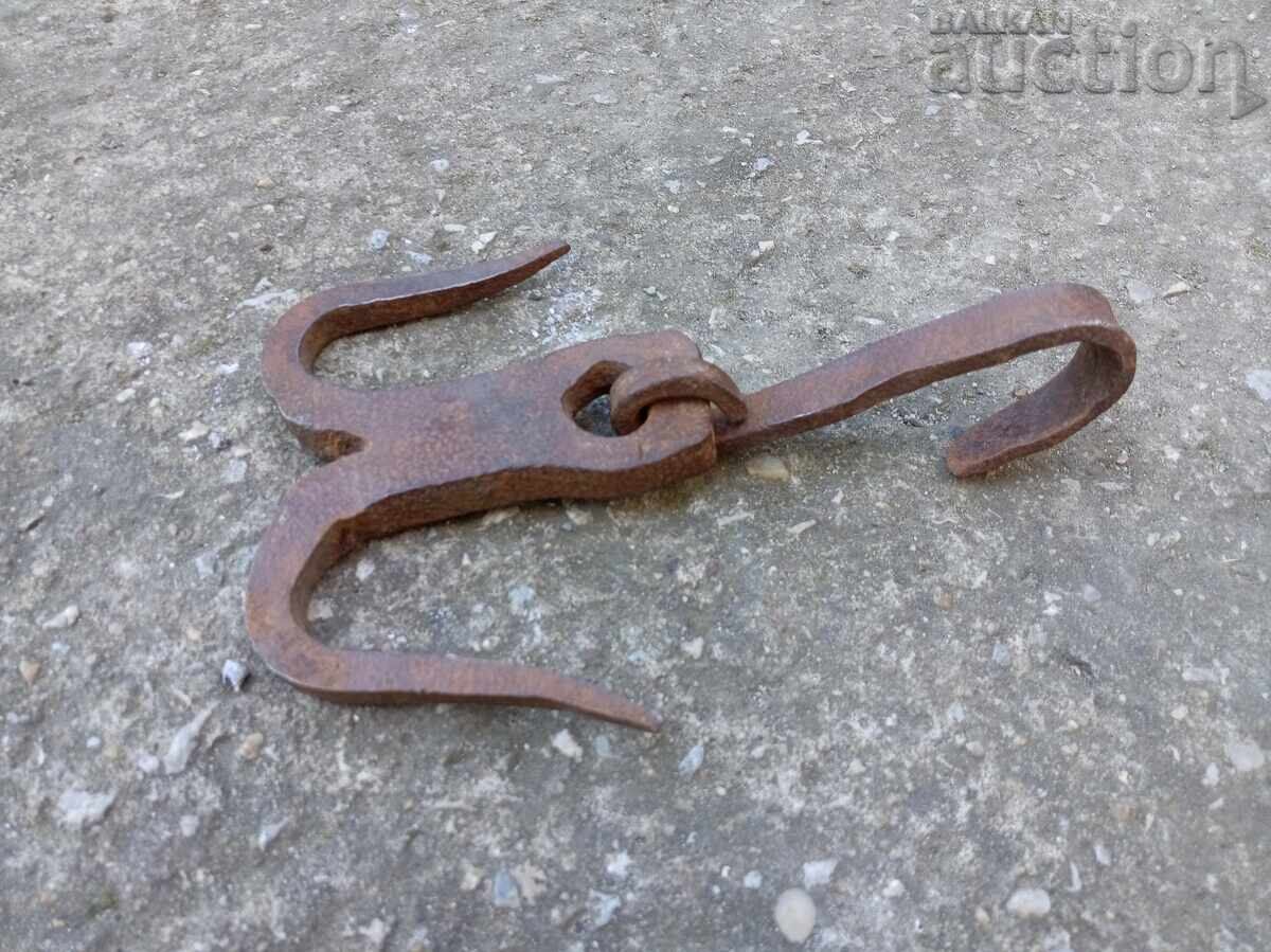 Antique forged hook, claw, anchor with price 31.00 BGN | € 15.85