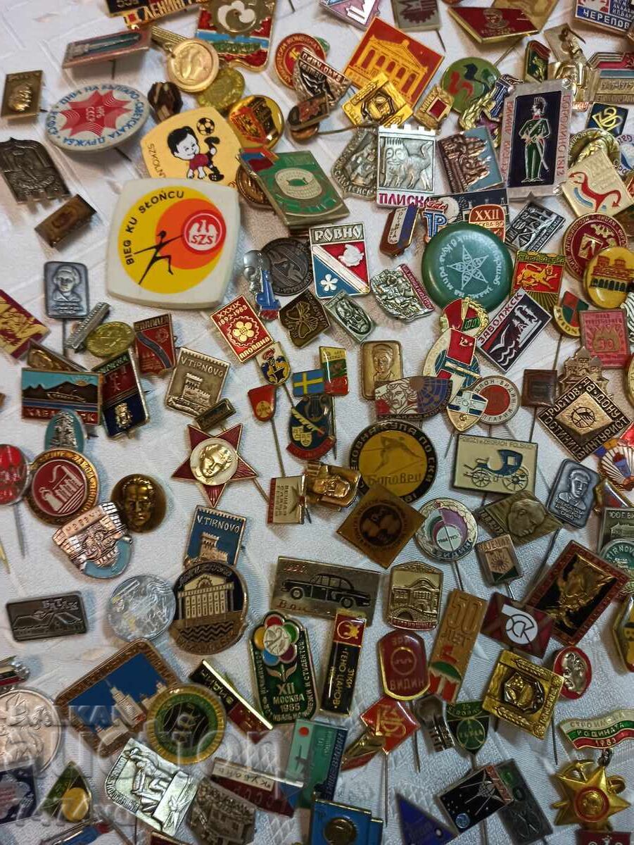 Livrarea COLECȚIE URIAȘĂ DE INSIGNE 500 BUCĂȚI, INCLUSIV EMAILATE Livrarea COLECȚIE URIAȘĂ DE INSIGNE 500 BUCĂȚI, INCLUSIV EMAILATE