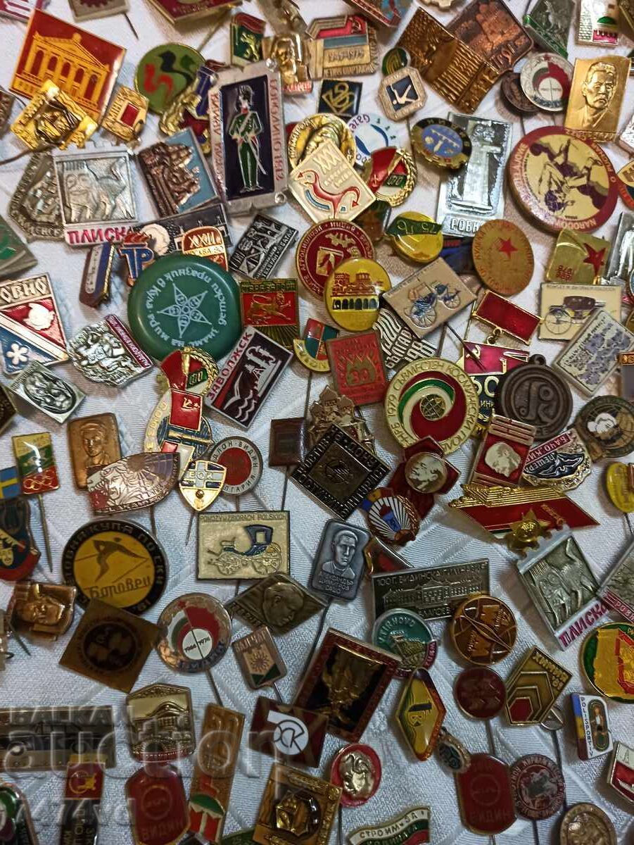 COLECȚIE URIAȘĂ DE INSIGNE 500 BUCĂȚI, INCLUSIV EMAILATE - 7 COLECȚIE URIAȘĂ DE INSIGNE 500 BUCĂȚI, INCLUSIV EMAILATE - 7