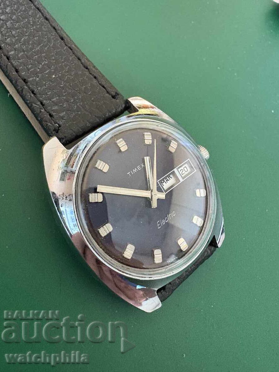 Delivery of Timex Electric electro-mechanical men's watch. Works Delivery of Timex Electric electro-mechanical men's watch. Works