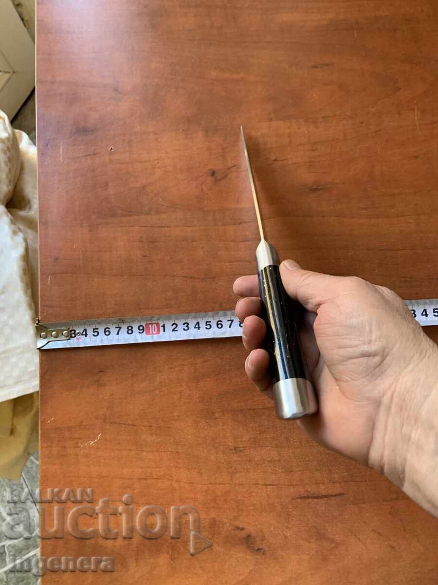 CUȚIT LAMĂ BUCĂTĂRIE ELVEȚIA CUȚIT DE MARCĂ cu preț 28.00 BGN | € 14.32