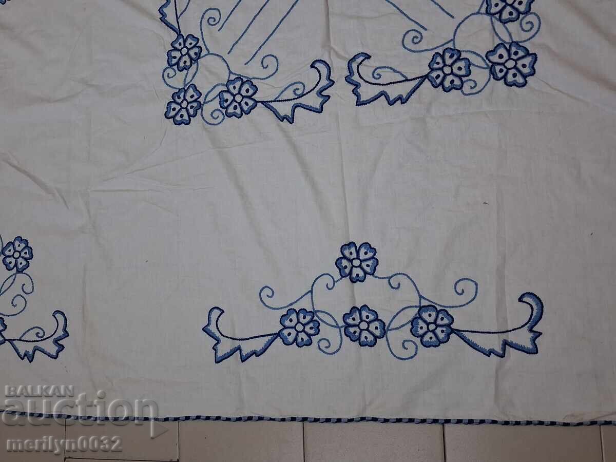 Старо бродирана покривка мильо българска бродерия ковьор - 6 Старо бродирана покривка мильо българска бродерия ковьор - 6