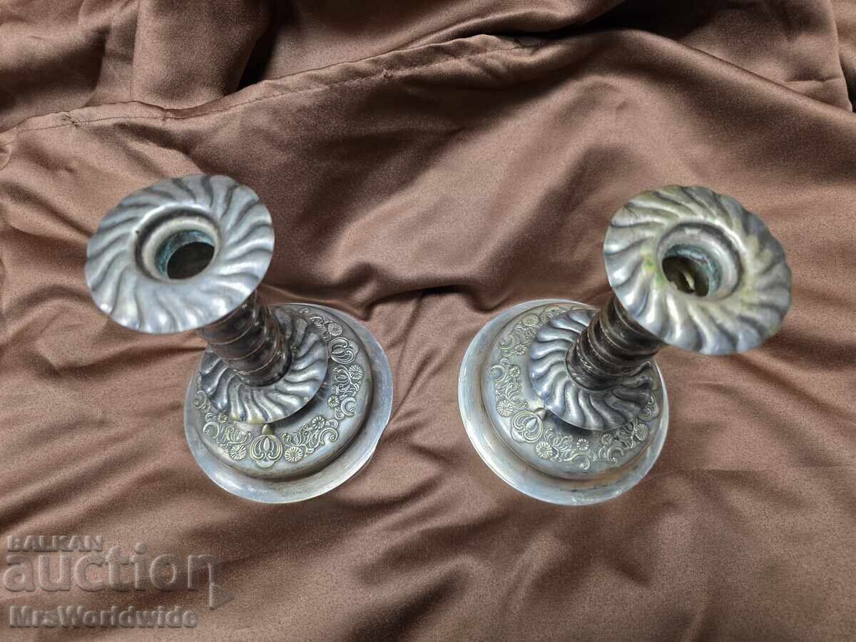 Delivery of Two beautiful candlesticks