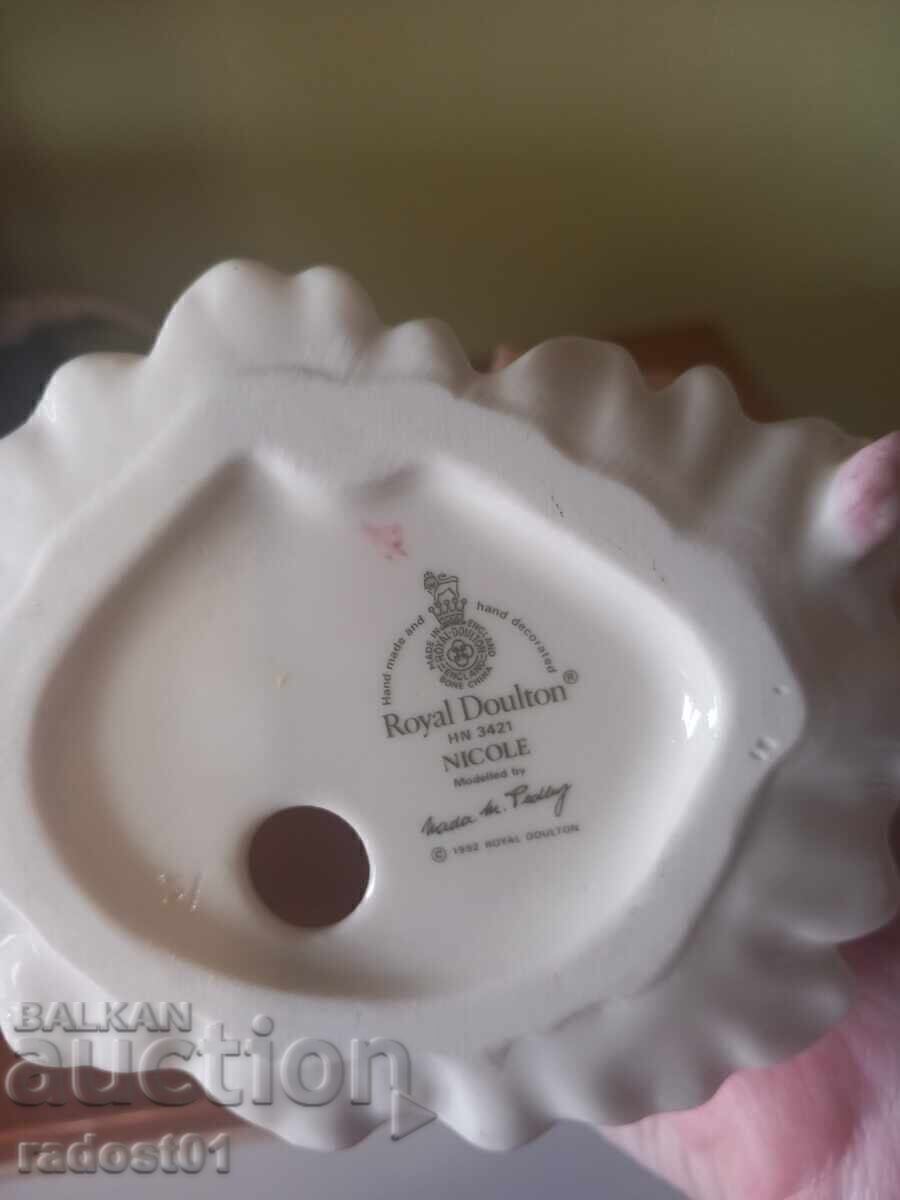 Аукцион От-1 ст.ПОРЦЕЛАНОВА КУКЛА  ROYAL DOULTON Б.З.Ц