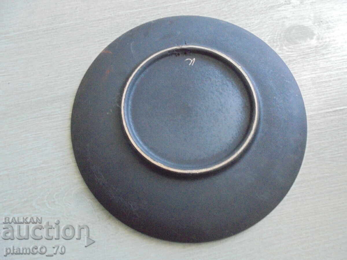 Παράδοση №*8343 Παλιό διακοσμητικό κεραμικό πιάτο με ανάγλυφα πουλιά Παράδοση №*8343 Παλιό διακοσμητικό κεραμικό πιάτο με ανάγλυφα πουλιά