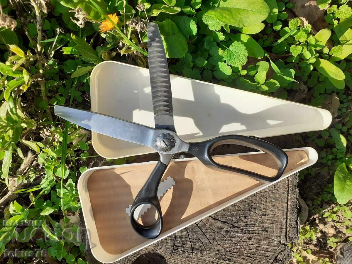 Old Soviet Zig Zag Scissors - USSR with price 90.00 BGN | € 46.02