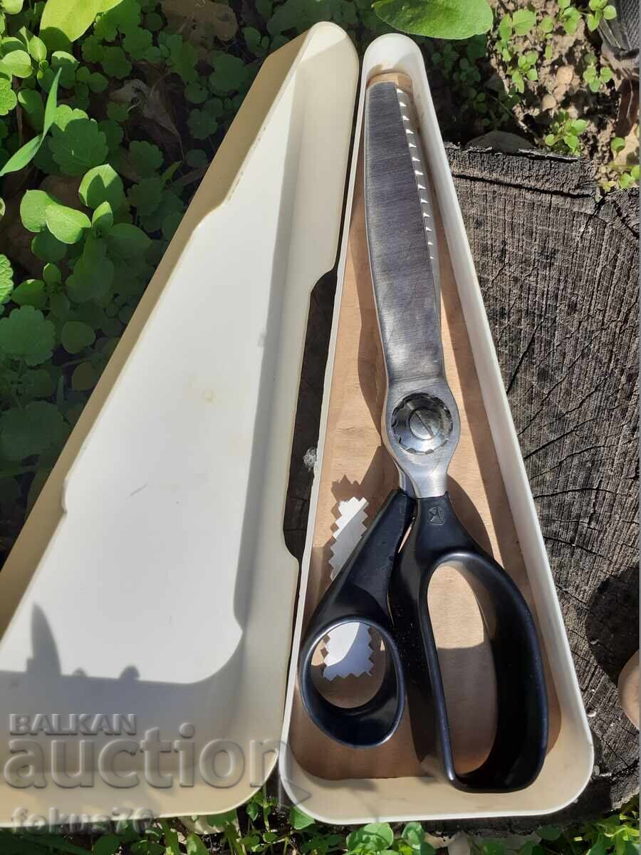 Old Soviet Zig Zag Scissors - USSR