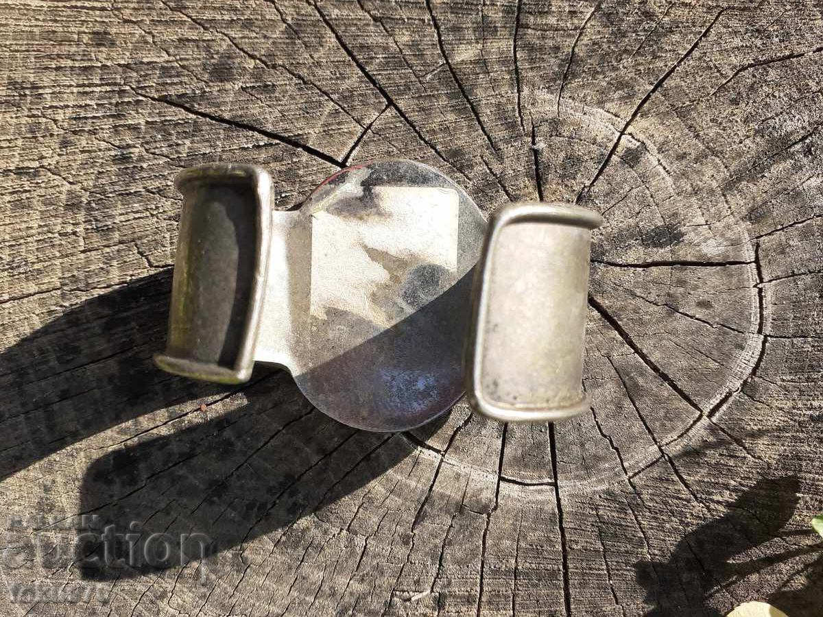 Доставка на Стара дамска гривна Доставка на Стара дамска гривна