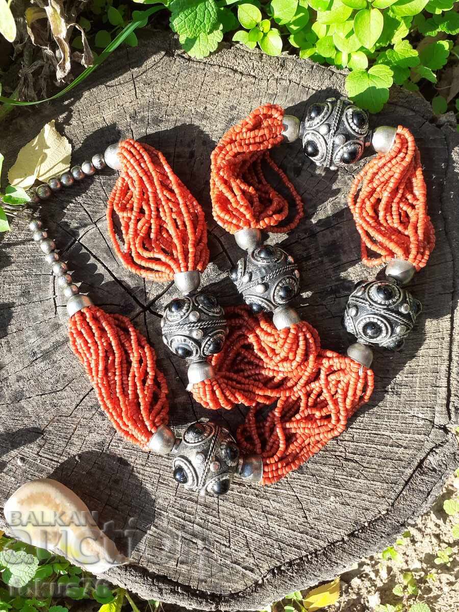 Old coral necklace, ethnic jewelry with price 79.00 BGN | € 40.39 Old coral necklace, ethnic jewelry with price 79.00 BGN | € 40.39