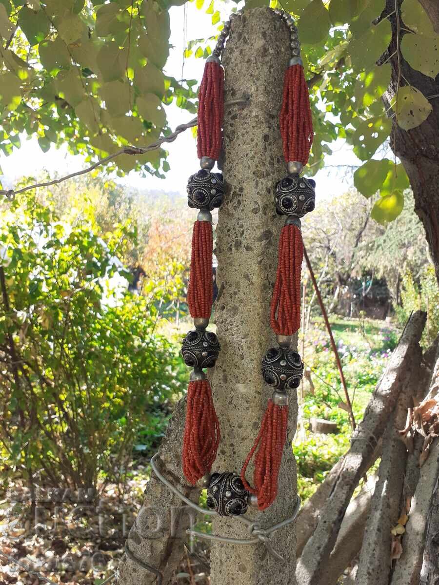 Old coral necklace, ethnic jewelry Old coral necklace, ethnic jewelry