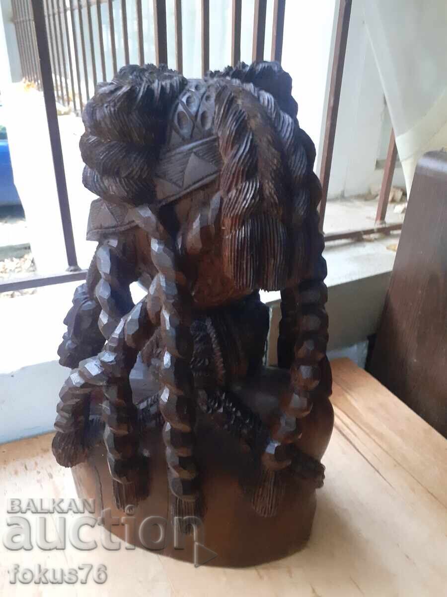 Delivery of Incredibly beautiful African statue wood carving figure Delivery of Incredibly beautiful African statue wood carving figure