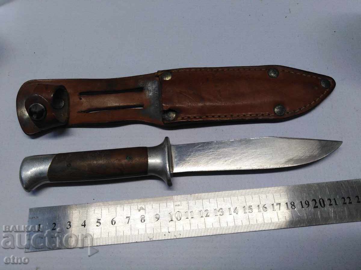 Auction  STAR KNIFE-PETKO DENEV GABROVO WITH LEATHER SHEATH