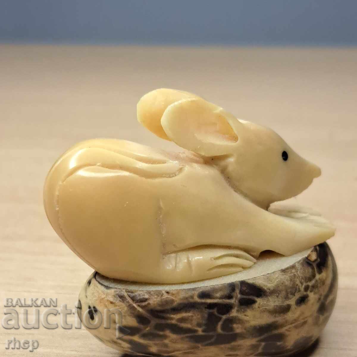 Μικρή φιγούρα Ταγκουά από ελεφαντόδοντο φοίνικα με τιμή 19.90 BGN | € 10.17