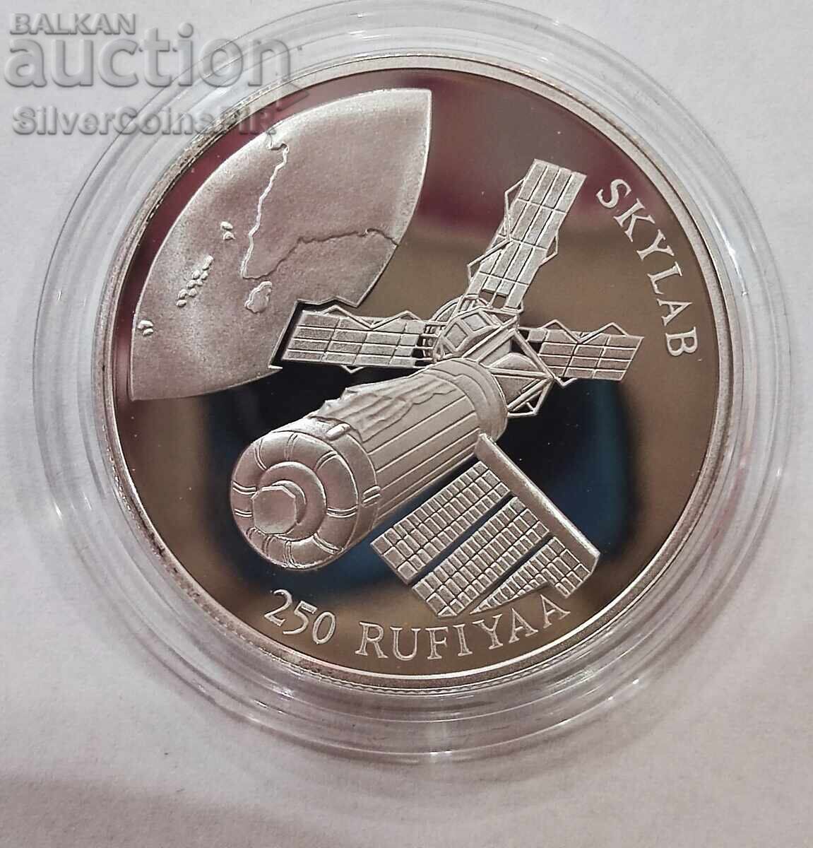 Silver 250 Rufiyaa Skylab 1993 Maldives Silver 250 Rufiyaa Skylab 1993 Maldives