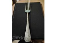 Μεγάλη παλιά πιρούνα από άλπακα