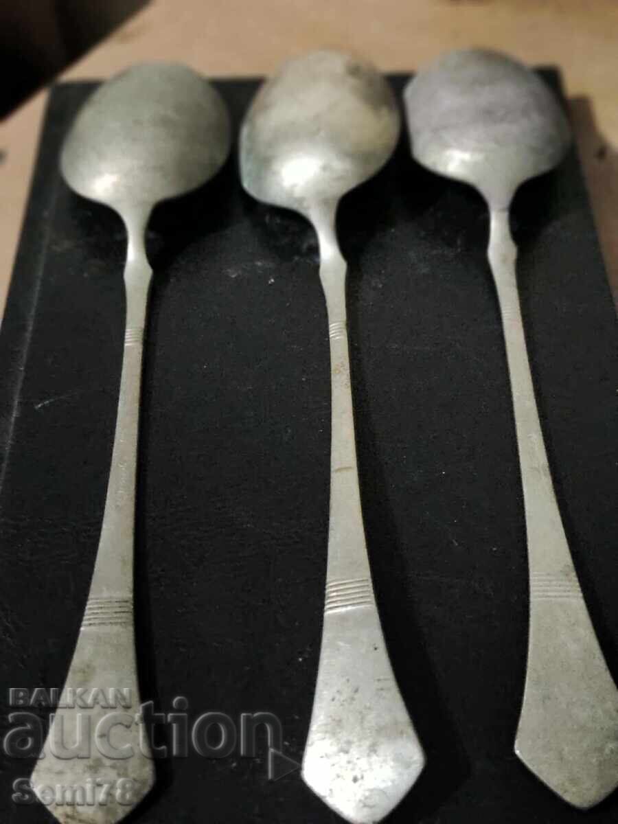 Три антикварни големи лъжици маркировка алпака с цена 9.99 лв. | € 5.11