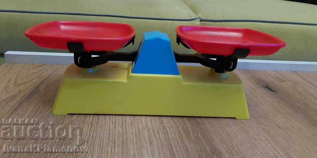 Vintage children's scale toy for collectors - 7