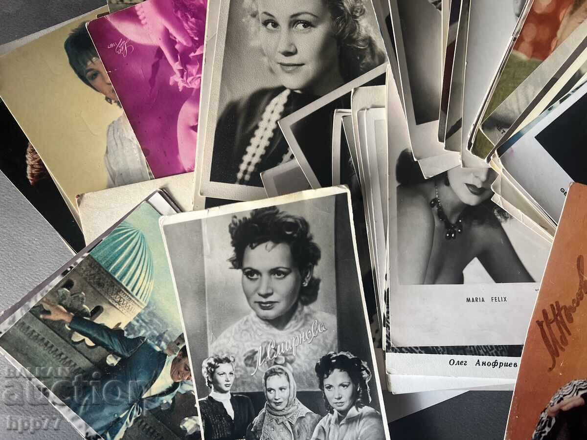 Delivery of 70 old postcards