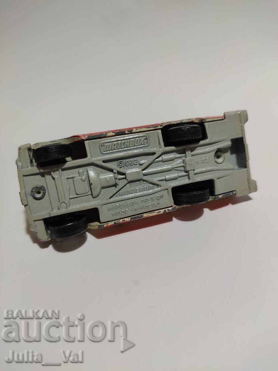 Количка Machbox - Ford Thunderbird 1957 - T-bird - 5 Количка Machbox - Ford Thunderbird 1957 - T-bird - 5