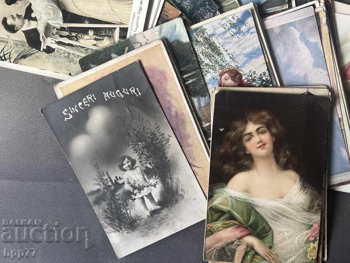 Delivery of 100 old postcards