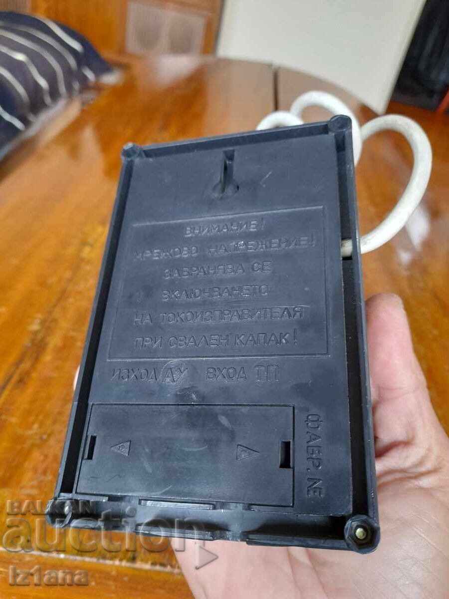 Παράδοση Παλαιό τροφοδοτικό για ενισχυτή κεραίας