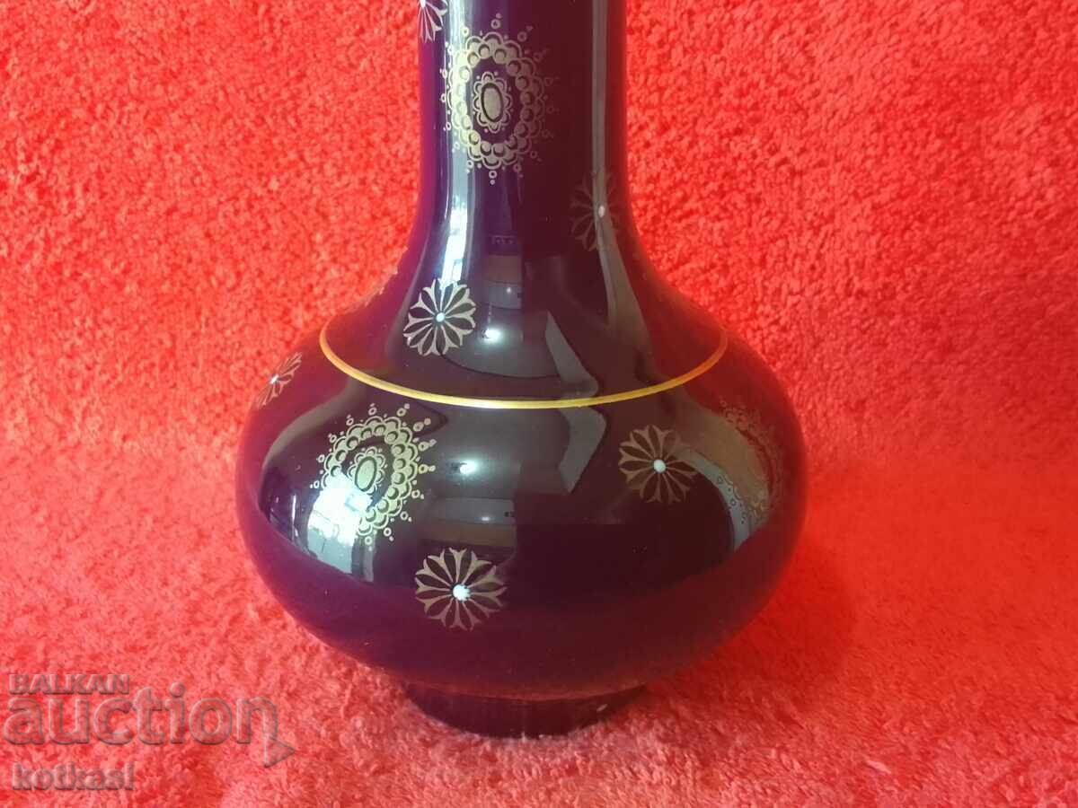 Vază de porțelan vechi VOLKSTEDT Germania Cobalt Aurire cu preț 95.50 BGN | € 48.83