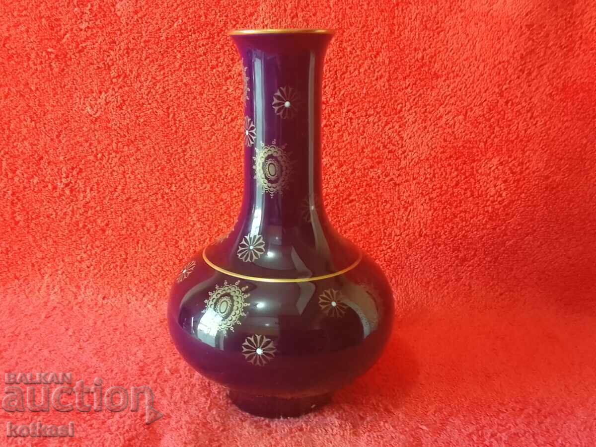 Стара порцеланова Ваза VOLKSTEDT Германия Кобалт Позлата Стара порцеланова Ваза VOLKSTEDT Германия Кобалт Позлата