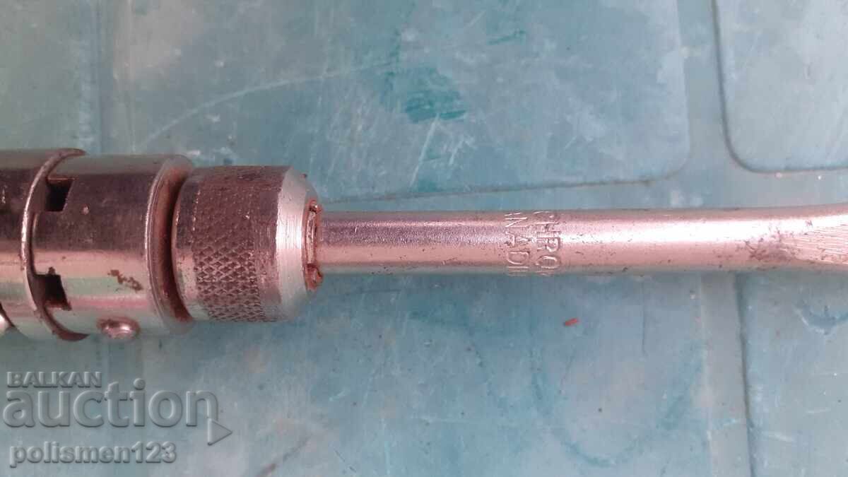 Delivery of SCREWDRIVER Delivery of SCREWDRIVER