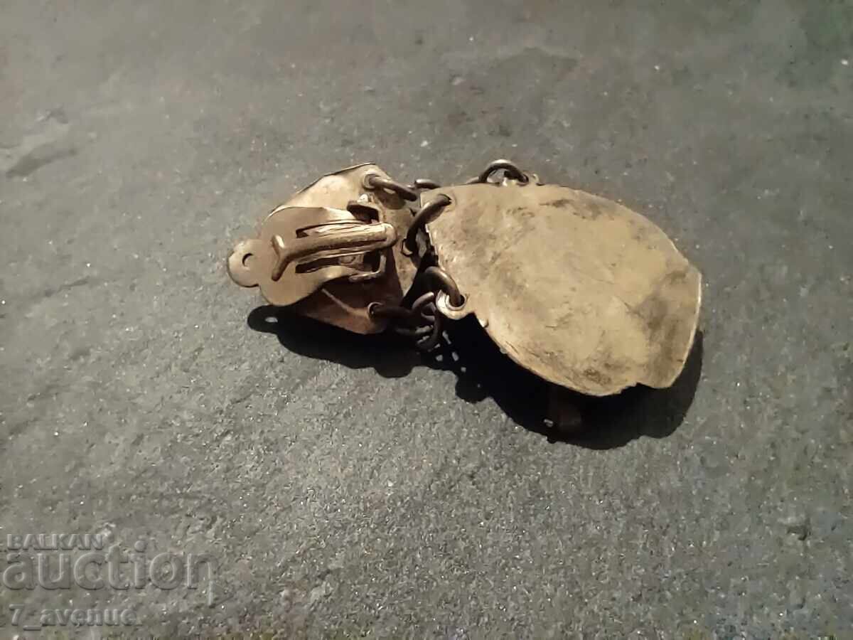 Clip-on earring, coral, bronze, probably Tibet 3.11..25 - 7