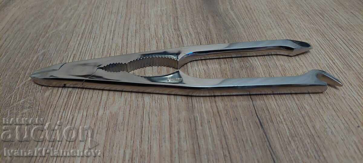 Livrarea Clește de șampanie vintage SOLINGEN pentru cunoscători