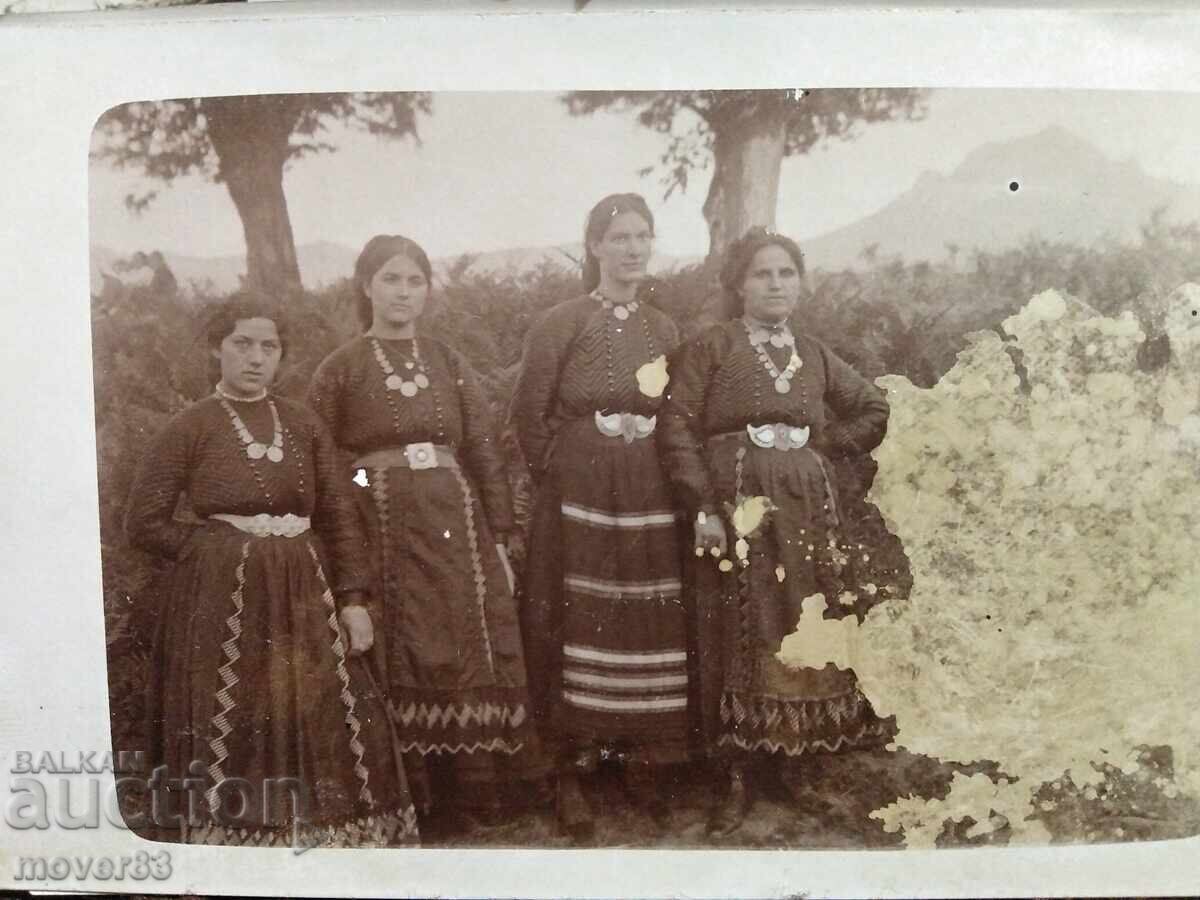 Old photos Bulgaria. Costumes/folklore. The 30s - 5