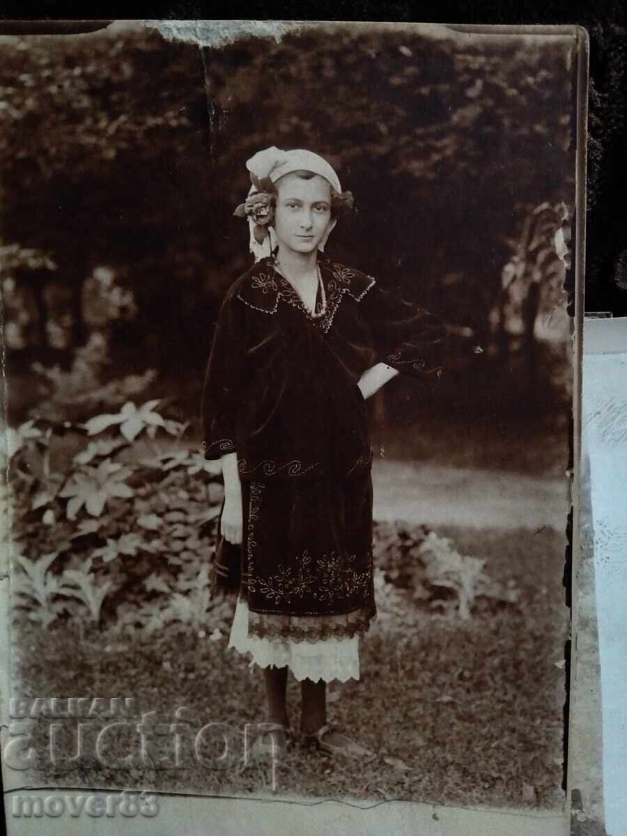 Old photos Bulgaria. Costumes/folklore. The 30s - 6