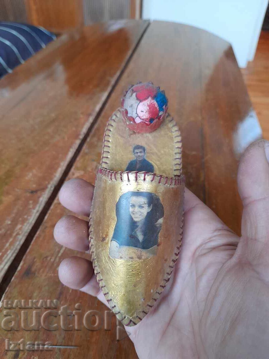 conifer vechi cu preț 14.00 BGN | € 7.16