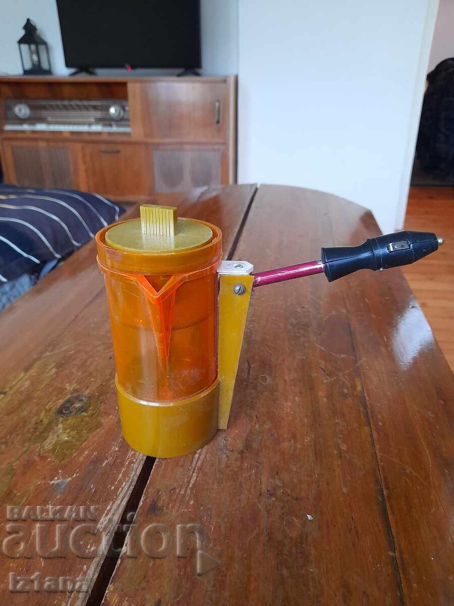 Old coffee maker for a car