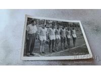 Φωτογραφία Ομάδας Βόλεϊ με τον προπονητή της