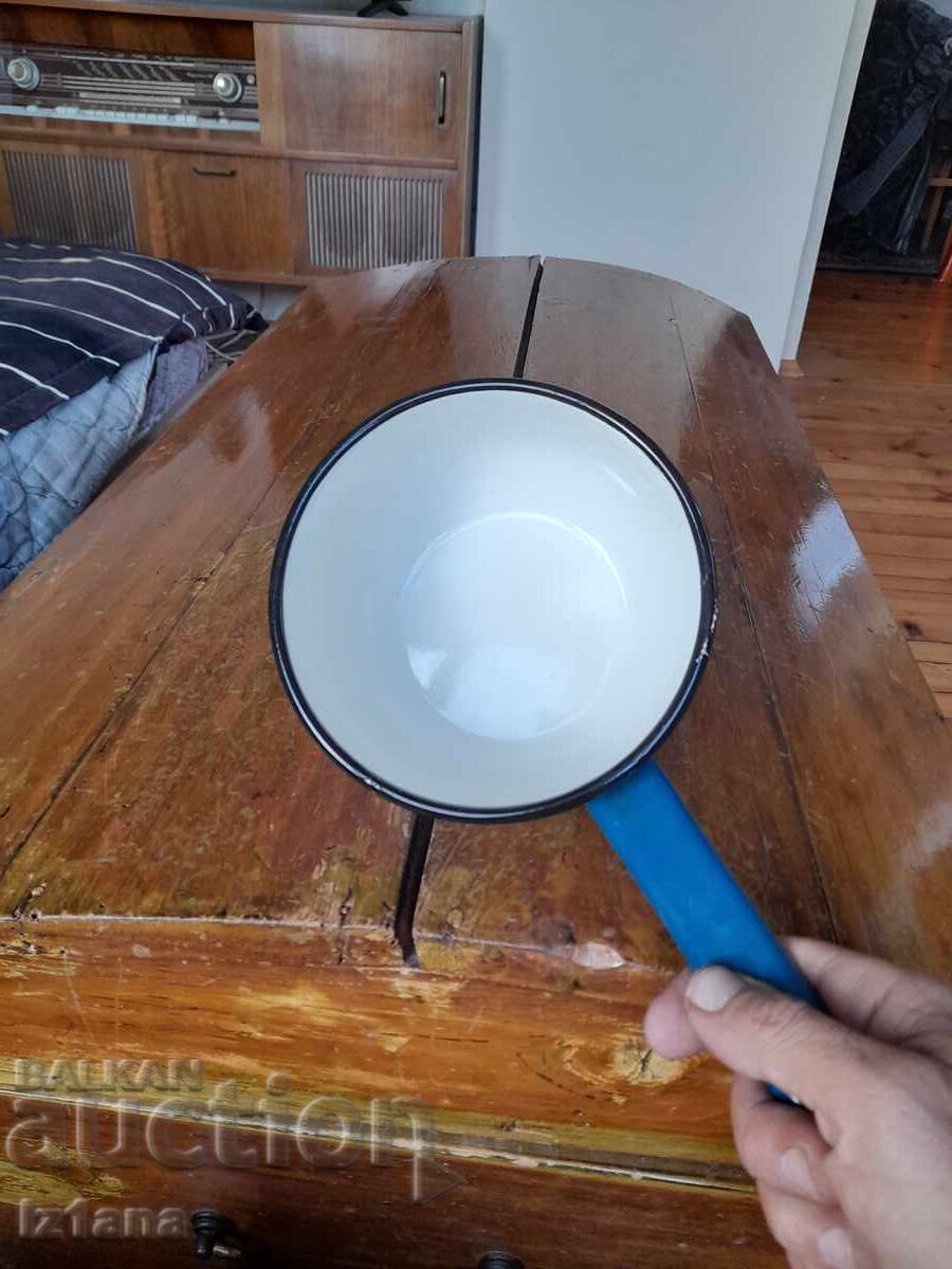 Стара емайлирана касерола,тиган - 6 Стара емайлирана касерола,тиган - 6