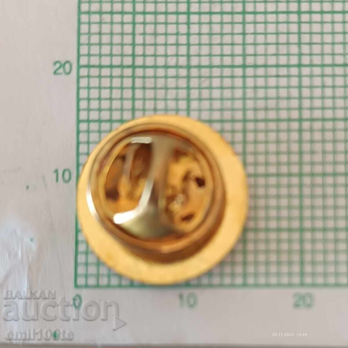 Delivery of Badge - PFC Minyor Pernik