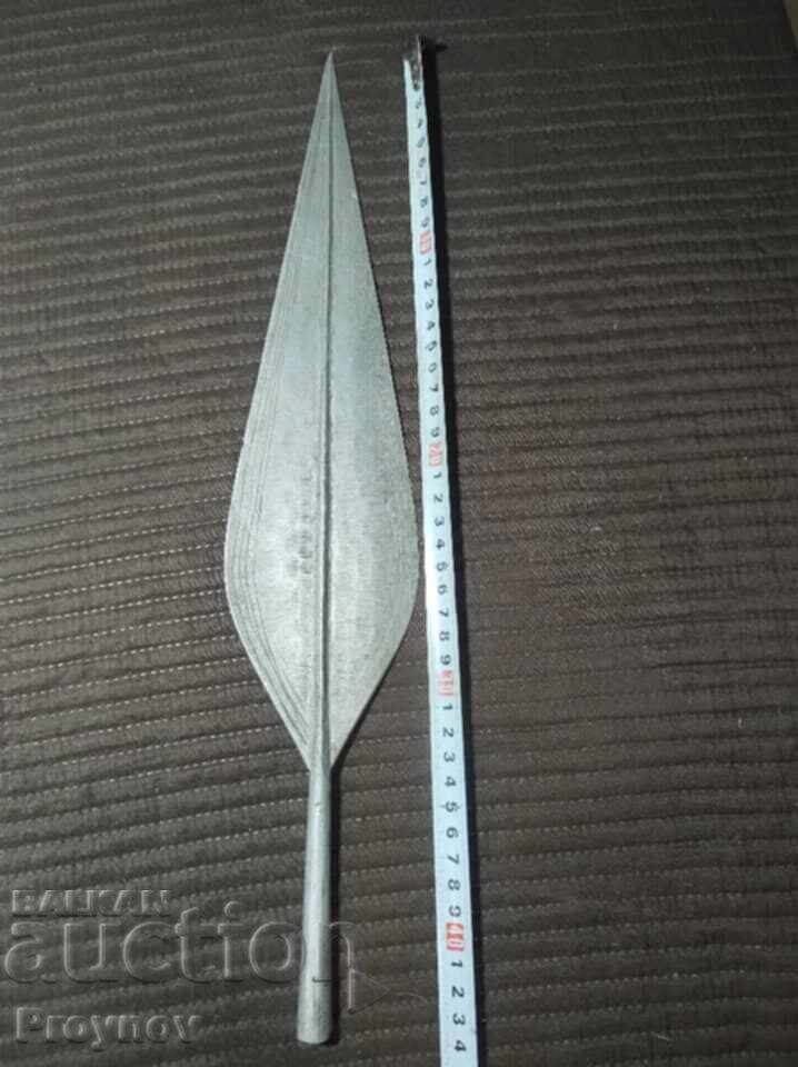 Auction African Ritual Spear Auction African Ritual Spear