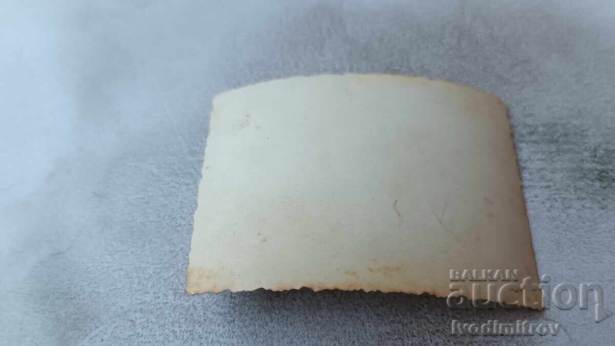 Fotografie Băiețel pe plajă cu preț 1.85 BGN | € 0.95