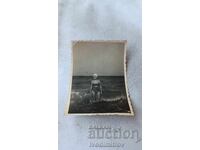 Snimka Χρυσή Ακτή Νέο κορίτσι στην παραλία 1958