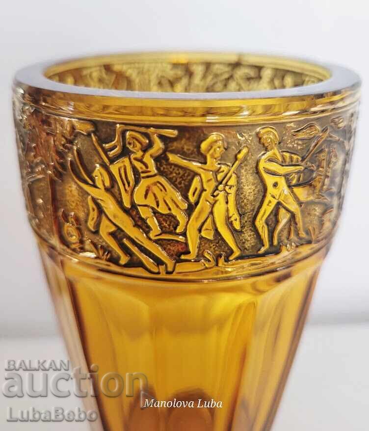 Delivery of Antique vase by August Walther & Sons AG in Art Deco style