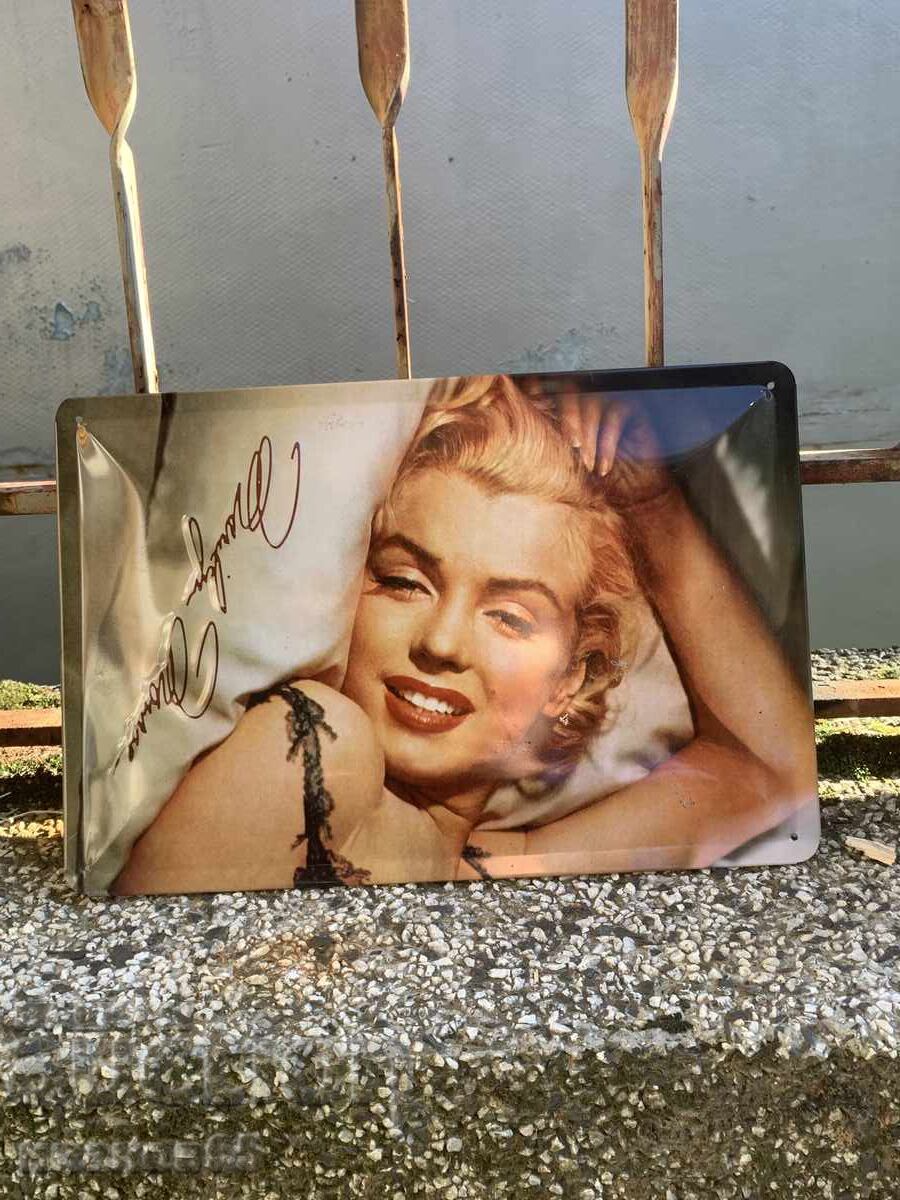 Metal Marilyn Monroe Picture with price 30.00 BGN | € 15.34