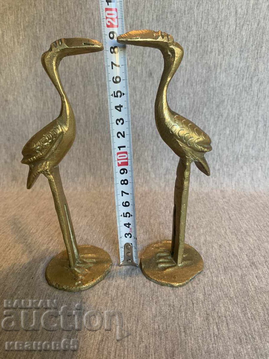Delivery of Old brass bird figurines: stork, crane Delivery of Old brass bird figurines: stork, crane