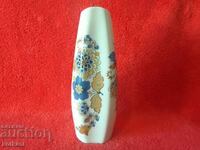 Стар порцелан ваза ГДР Германия Unterweissbach цветя