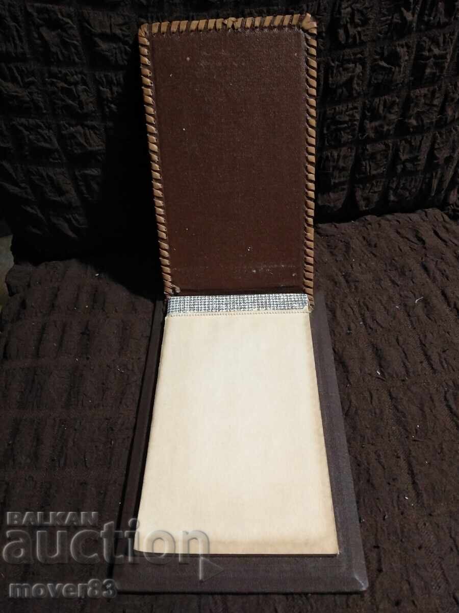 Delivery of An old notebook Delivery of An old notebook